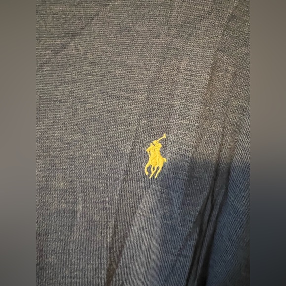 Polo Ralph Lauren merino wool v neck sweater - Picture 5 of 5